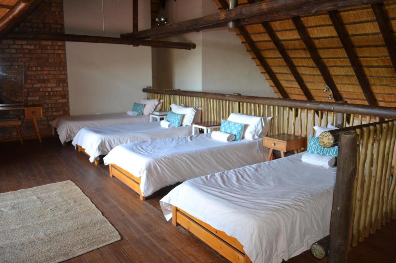 Makhato 84 Bush Lodge เบอลา-เบอลา ภายนอก รูปภาพ