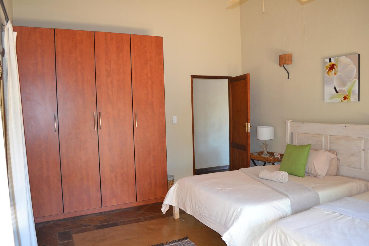 Makhato 84 Bush Lodge เบอลา-เบอลา ภายนอก รูปภาพ